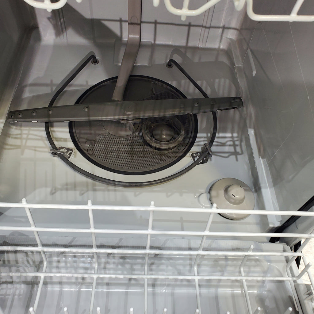 Pictures of Standard 24 in Width Stainless Steel ENERGY STAR Whirlpool Built In Dishwasher with 1-Hour Wash Cycle - Scratch & Dent - Moderate - Neu Appliance Outlet - Discount Appliance Outlet in Austin, Tx