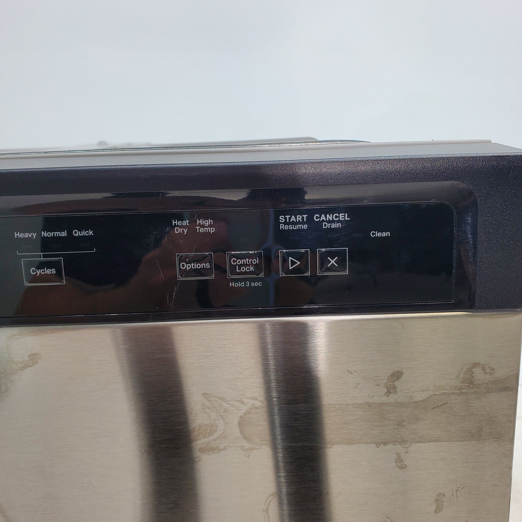 Pictures of Standard 24 in Width Stainless Steel ENERGY STAR Whirlpool Built In Dishwasher with 1-Hour Wash Cycle - Scratch & Dent - Moderate - Neu Appliance Outlet - Discount Appliance Outlet in Austin, Tx
