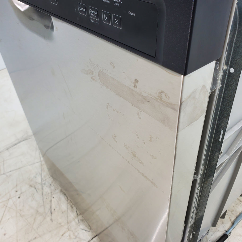 Pictures of Standard 24 in Width Stainless Steel ENERGY STAR Whirlpool Built In Dishwasher with 1-Hour Wash Cycle - Scratch & Dent - Moderate - Neu Appliance Outlet - Discount Appliance Outlet in Austin, Tx