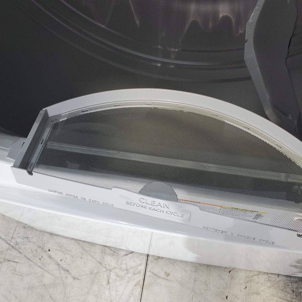 Pictures of HE GE 7.2 cu. ft. Electric Dryer with HE Sensor Dry - Scratch & Dent - Minor - Neu Appliance Outlet - Discount Appliance Outlet in Austin, Tx