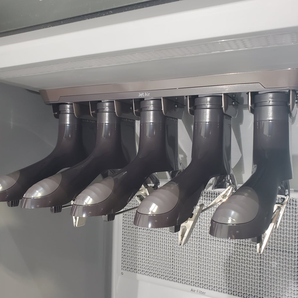 Pictures of Crystal Mirror Finish Samsung Bespoke AirDresser with Steam Refresh - Scratch & Dent - Minor - Neu Appliance Outlet - Discount Appliance Outlet in Austin, Tx