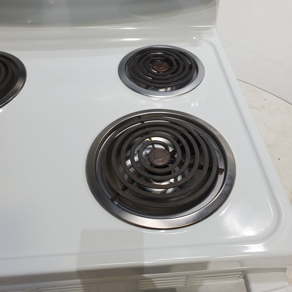 Pictures of White GE 5.3 cu. ft. Freestanding 4 Element Electric Range with Dual Element Baking and Self-Cleaning Oven- Certified Refurbished - Neu Appliance Outlet - Discount Appliance Outlet in Austin, Tx