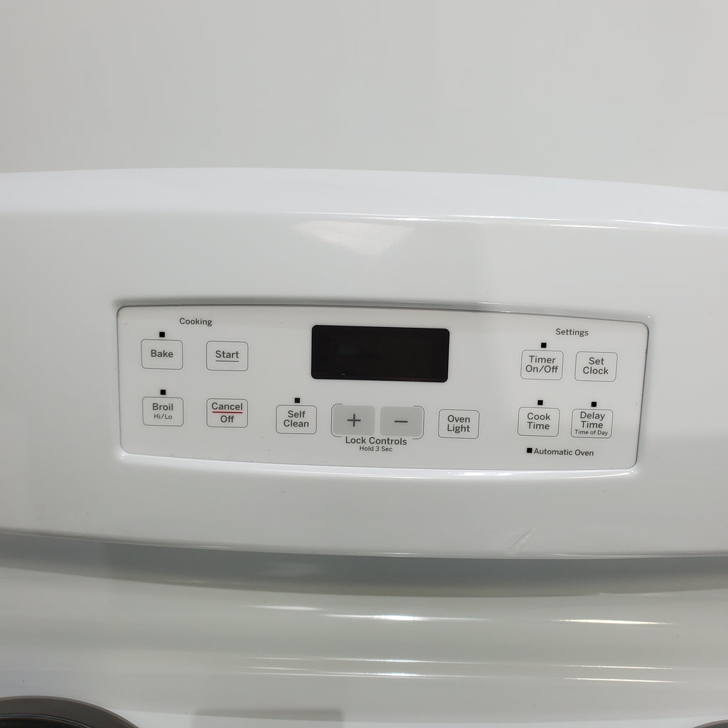 Pictures of White GE 5.3 cu. ft. Freestanding 4 Element Electric Range with Dual Element Baking and Self-Cleaning Oven- Certified Refurbished - Neu Appliance Outlet - Discount Appliance Outlet in Austin, Tx