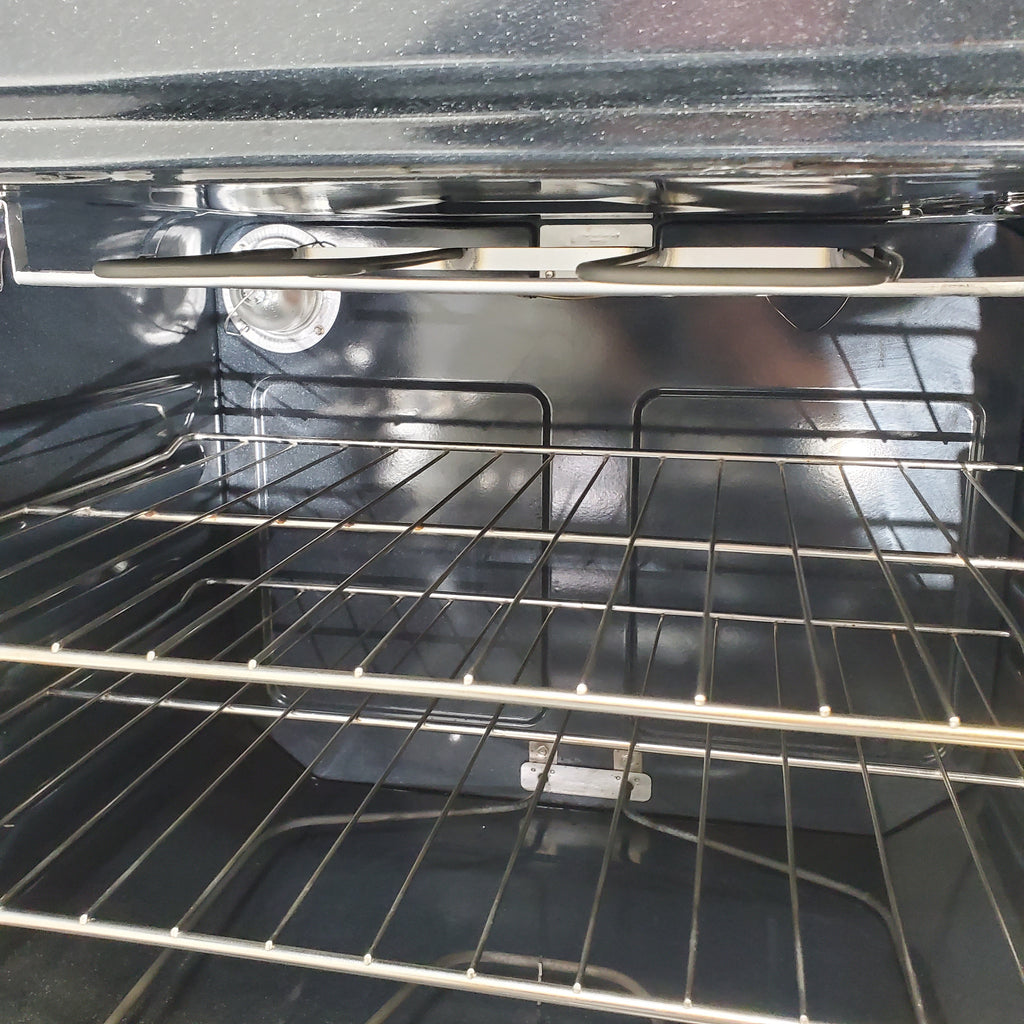 Pictures of White GE 5.0 cu. ft. Freestanding 4 Heating Element Electric Range with Dual Element Bake - Certified Refurbished - Neu Appliance Outlet - Discount Appliance Outlet in Austin, Tx