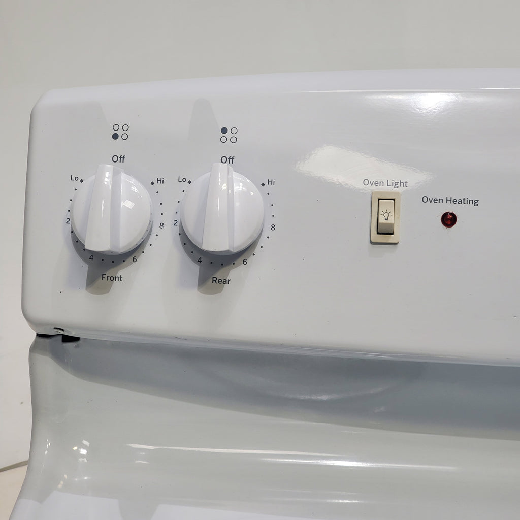 Pictures of White GE 5.0 cu. ft. Freestanding 4 Heating Element Electric Range with Dual Element Bake - Certified Refurbished - Neu Appliance Outlet - Discount Appliance Outlet in Austin, Tx