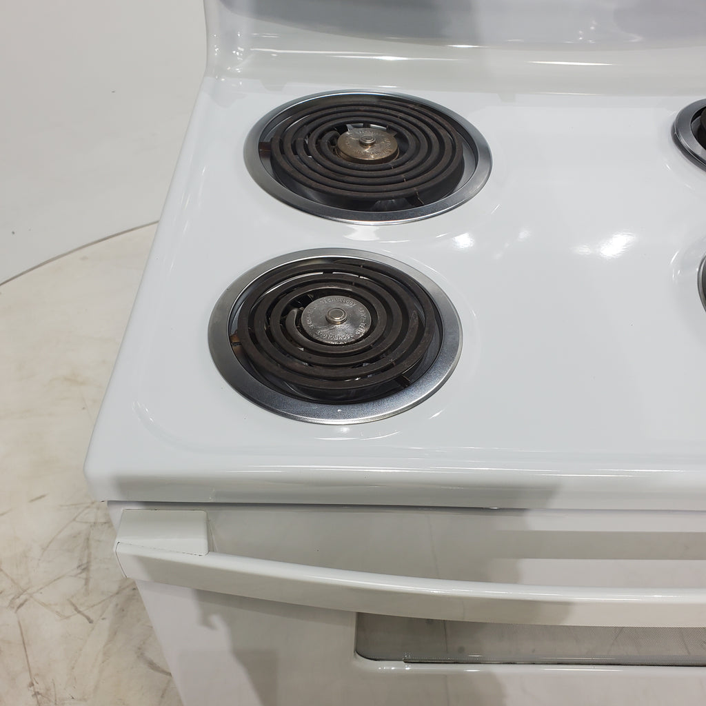 Pictures of White GE 5.0 cu. ft. Freestanding 4 Heating Element Electric Range with Dual Element Bake - Certified Refurbished - Neu Appliance Outlet - Discount Appliance Outlet in Austin, Tx