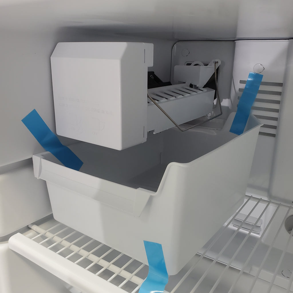 Pictures of 28" Wide White Whirlpool 14.3 cu. ft. Top Freezer Refrigerator with Reversible Doors - Scratch & Dent - Minor - Neu Appliance Outlet - Discount Appliance Outlet in Austin, Tx