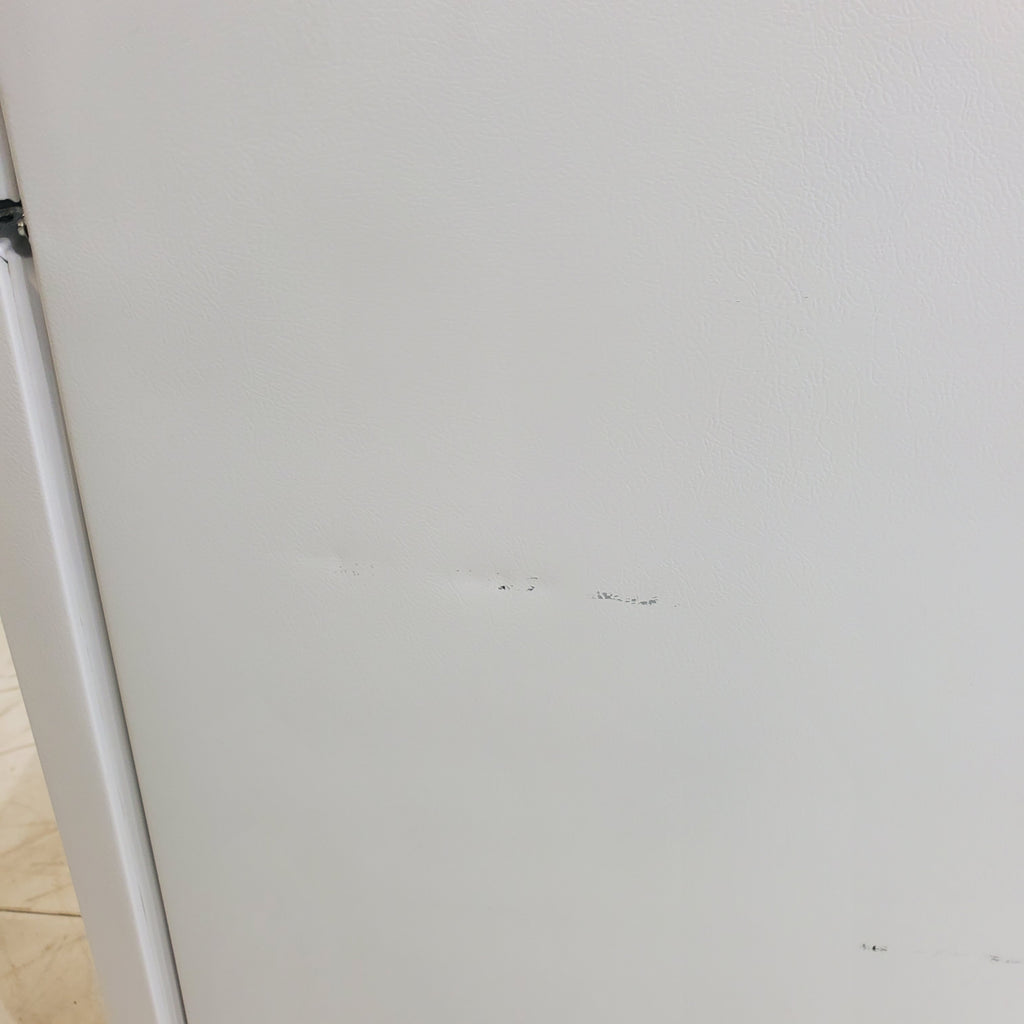 Pictures of 28" Wide White Whirlpool 14.3 cu. ft. Top Freezer Refrigerator with Reversible Doors - Scratch & Dent - Minor - Neu Appliance Outlet - Discount Appliance Outlet in Austin, Tx