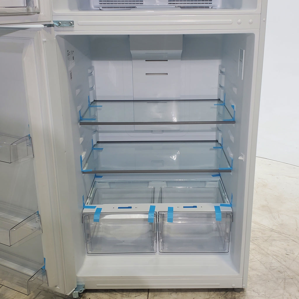Pictures of White ENERGY STAR Midea 18.1 cu. ft. Top Freezer Refrigerator with Reversible Door - Scratch & Dent - Minor - Neu Appliance Outlet - Discount Appliance Outlet in Austin, Tx