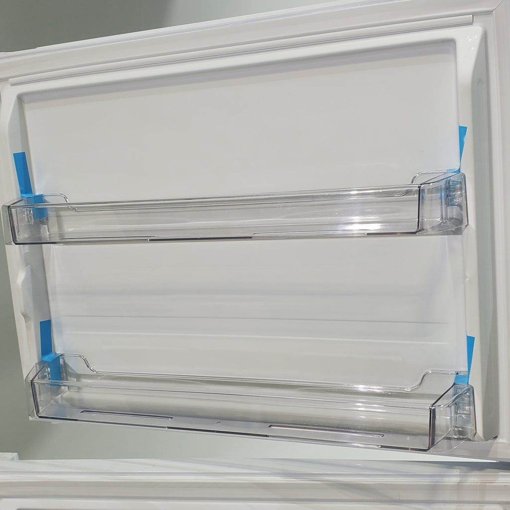 Pictures of White ENERGY STAR Midea 18.1 cu. ft. Top Freezer Refrigerator with Reversible Door - Scratch & Dent - Minor - Neu Appliance Outlet - Discount Appliance Outlet in Austin, Tx