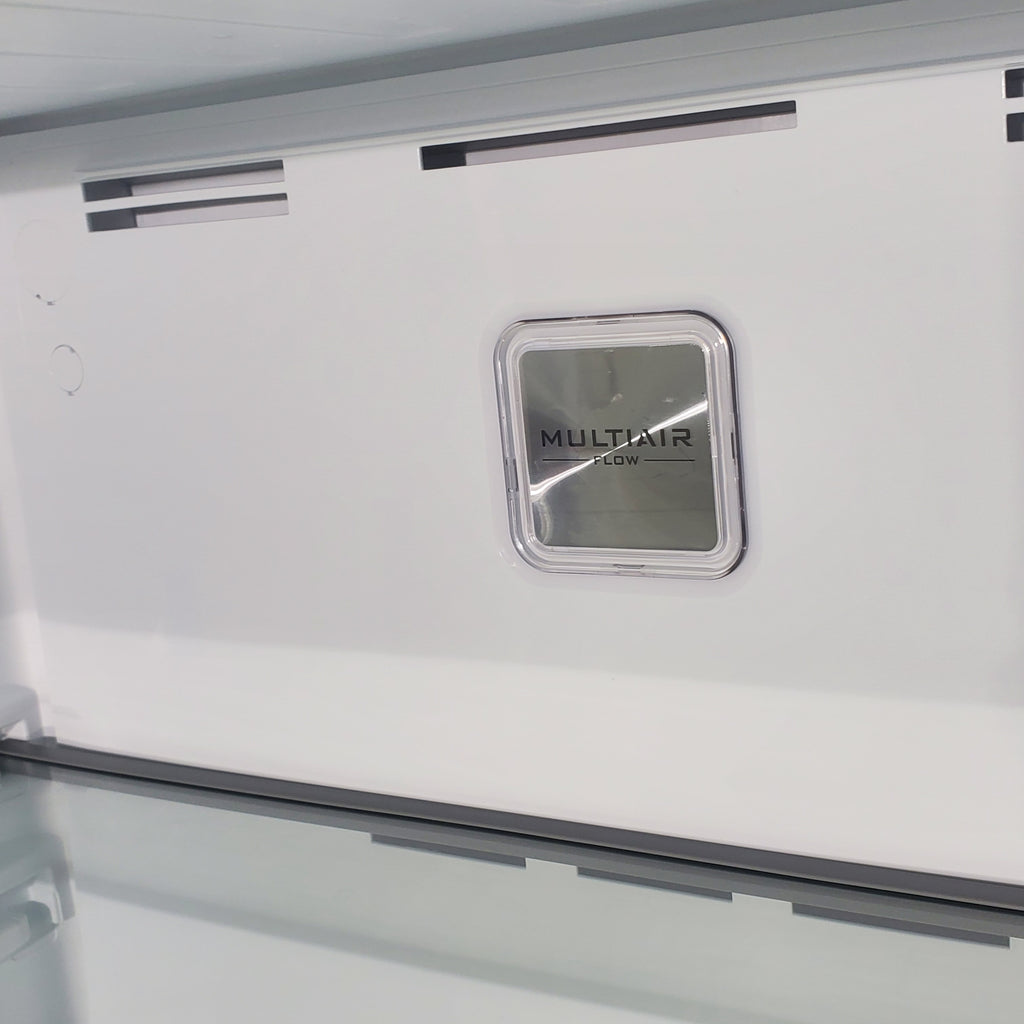 Pictures of White ENERGY STAR Midea 18.1 cu. ft. Top Freezer Refrigerator with Reversible Door - Scratch & Dent - Minor - Neu Appliance Outlet - Discount Appliance Outlet in Austin, Tx