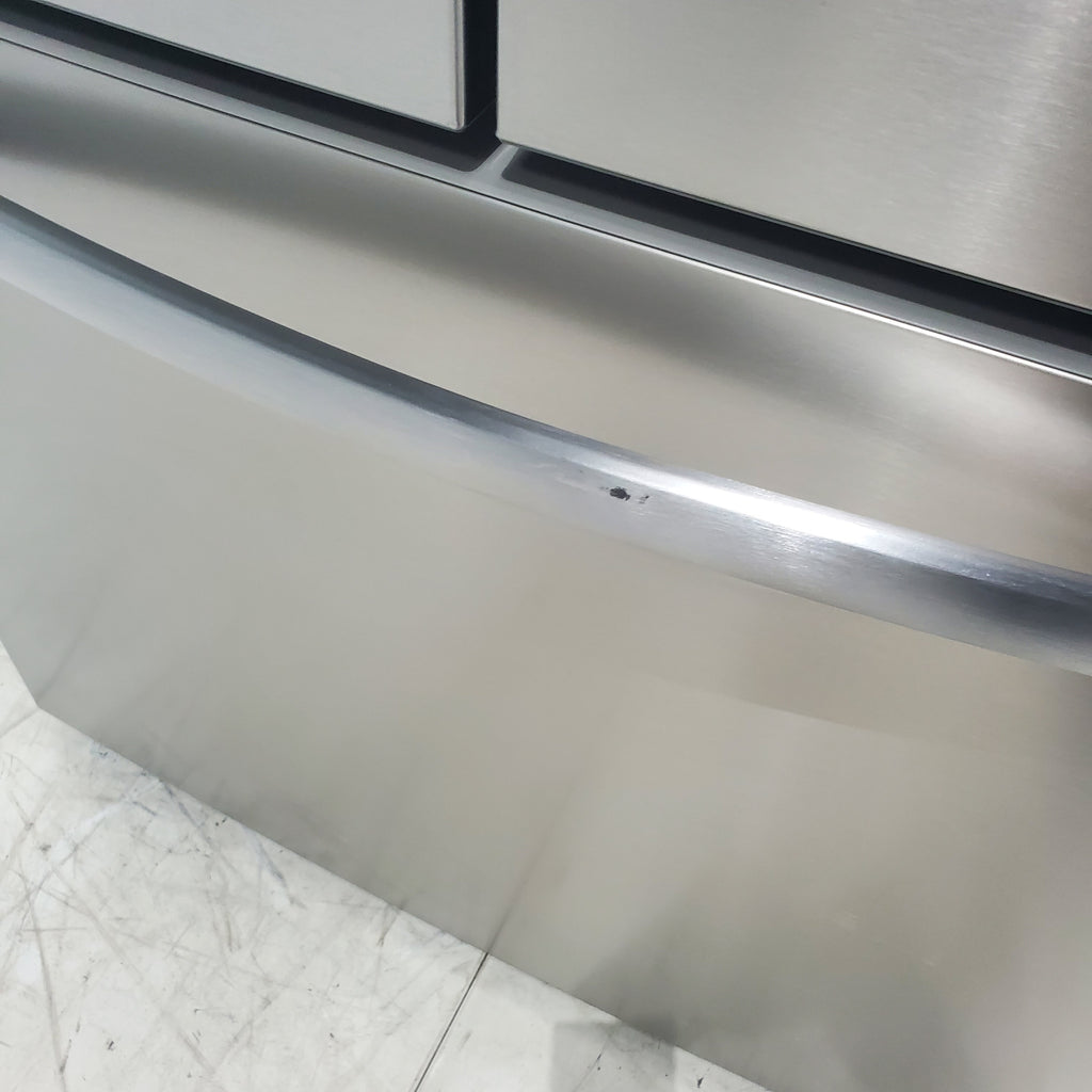 Pictures of Stainless Steel ENERGY STAR Frigidaire 27.8 cu. ft. 3 Door French Door Refrigerator with Exterior Water and Ice Dispenser - Scratch & Dent - Minor - Neu Appliance Outlet - Discount Appliance Outlet in Austin, Tx