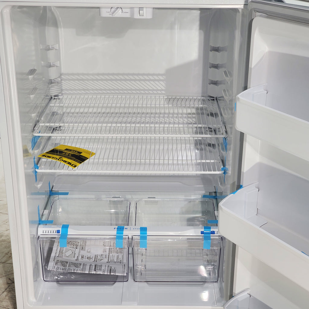 Pictures of White Frigidaire 18.3 cu. ft. Top Freezer Refrigerator with Garage-Ready Design - Scratch & Dent - Moderate - Neu Appliance Outlet - Discount Appliance Outlet in Austin, Tx