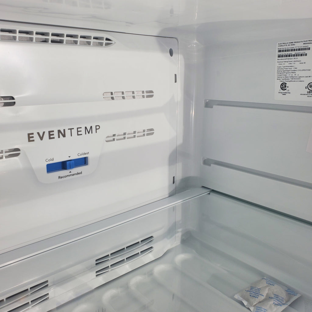 Pictures of White Frigidaire 18.3 cu. ft. Top Freezer Refrigerator with Garage-Ready Design - Scratch & Dent - Moderate - Neu Appliance Outlet - Discount Appliance Outlet in Austin, Tx