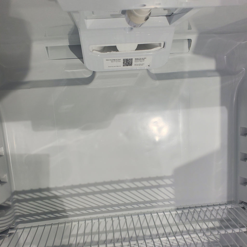 Pictures of White Frigidaire 18.3 cu. ft. Top Freezer Refrigerator with Garage-Ready Design - Scratch & Dent - Moderate - Neu Appliance Outlet - Discount Appliance Outlet in Austin, Tx