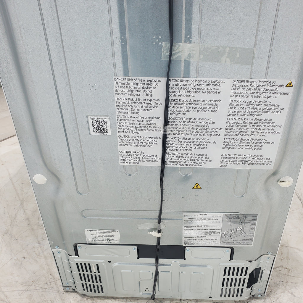 Pictures of White Frigidaire 18.3 cu. ft. Top Freezer Refrigerator with Garage-Ready Design - Scratch & Dent - Moderate - Neu Appliance Outlet - Discount Appliance Outlet in Austin, Tx