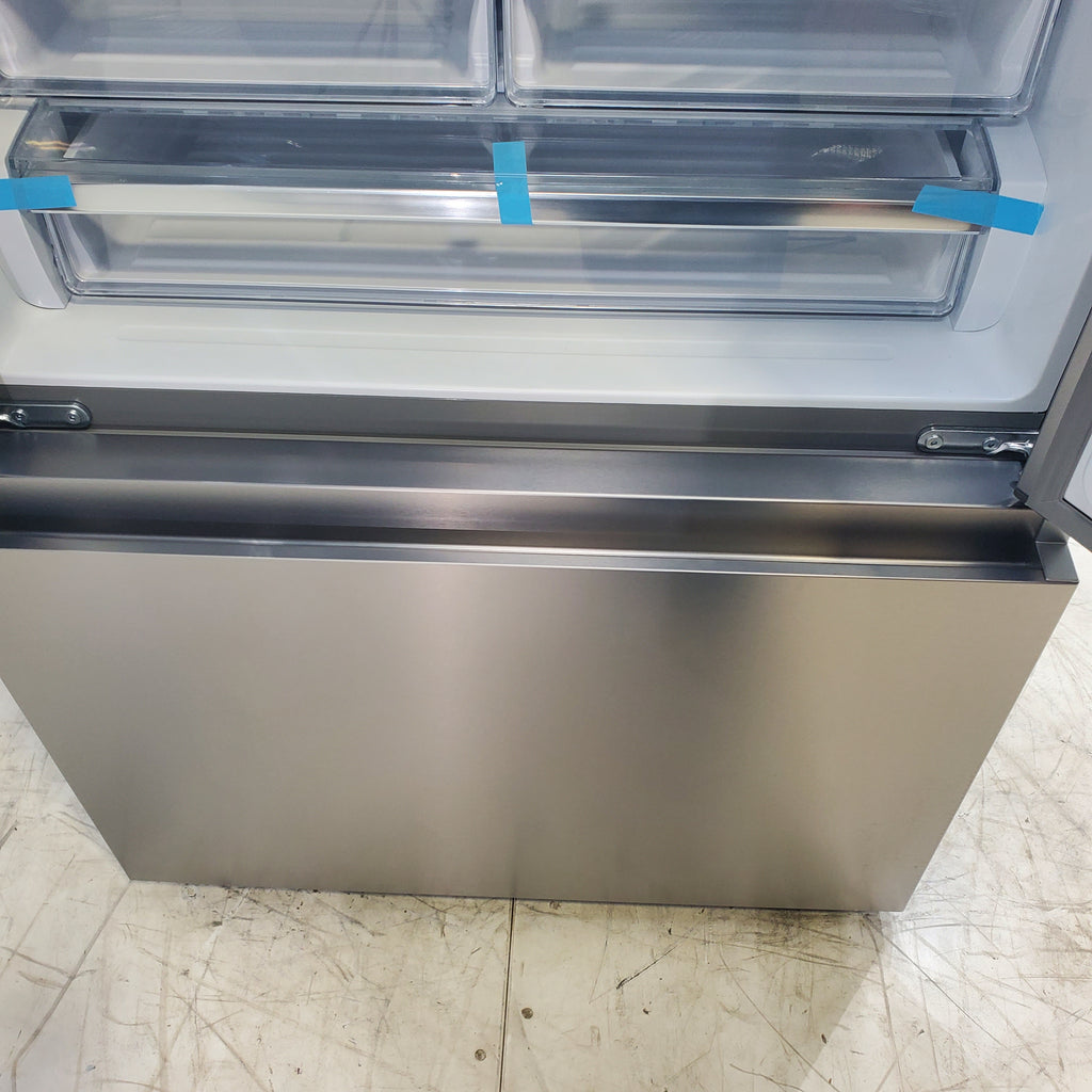 Pictures of Hisense Fingerprint Resistant Stainless Steel Counter-depth 21.2 cu ft French Door ENERGY STAR Refrigerator with Water and Ice Dispenser - Scratch & Dent - Minor - Neu Appliance Outlet - Discount Appliance Outlet in Austin, Tx