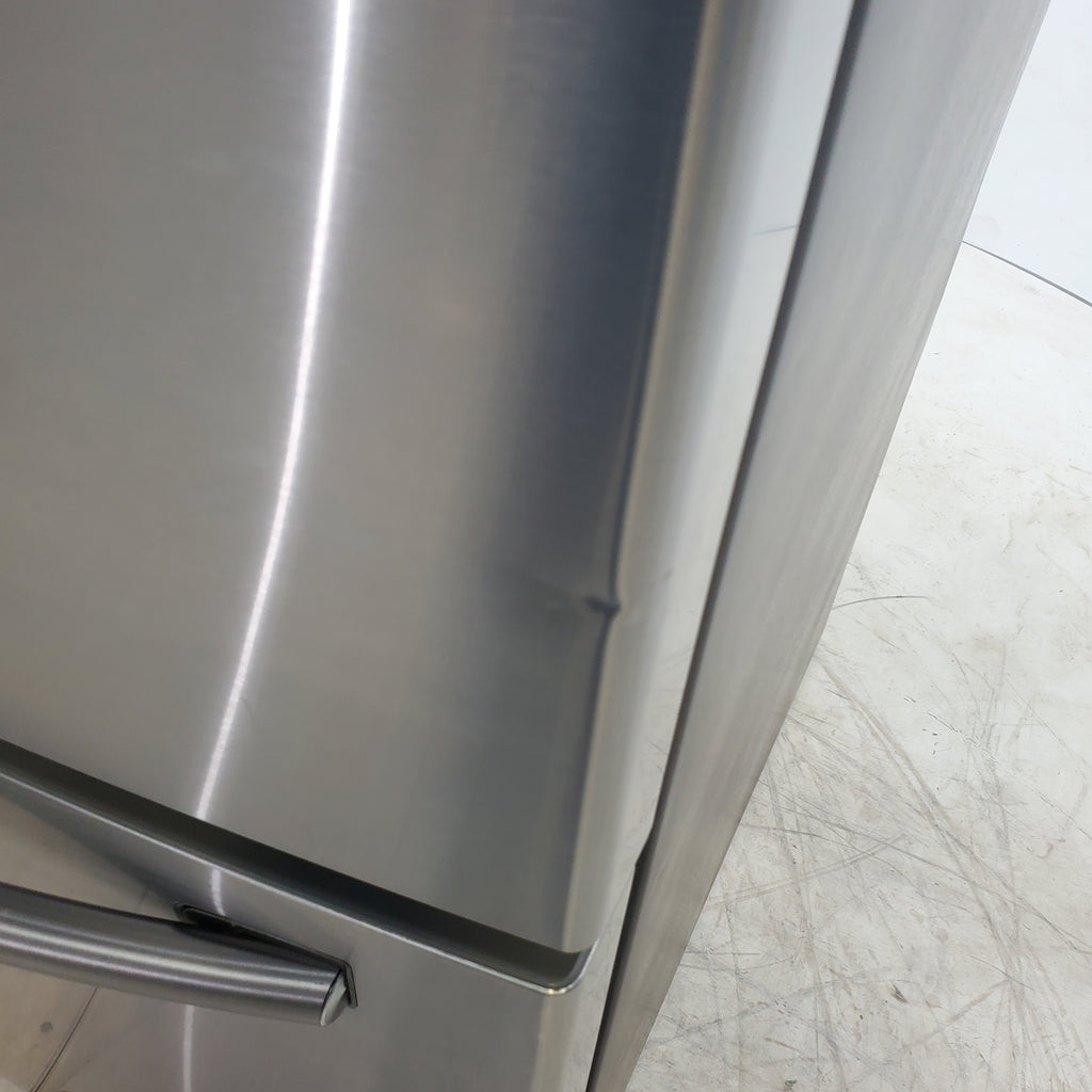 Pictures of Stainless Steel ENERGY STAR Samsung 24.6 cu. ft. 3 Door French Door Refrigerator with External Water and Ice Dispenser - Certified Refurbished - Neu Appliance Outlet - Discount Appliance Outlet in Austin, Tx