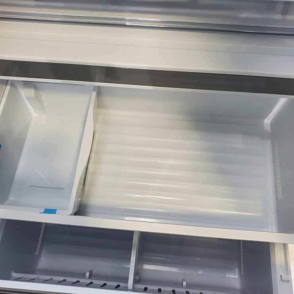 Pictures of Hisense Fingerprint Resistant Stainless Steel Counter-depth 21.2 cu ft French Door ENERGY STAR Refrigerator with Water and Ice Dispenser - Scratch & Dent - Moderate - Neu Appliance Outlet - Discount Appliance Outlet in Austin, Tx