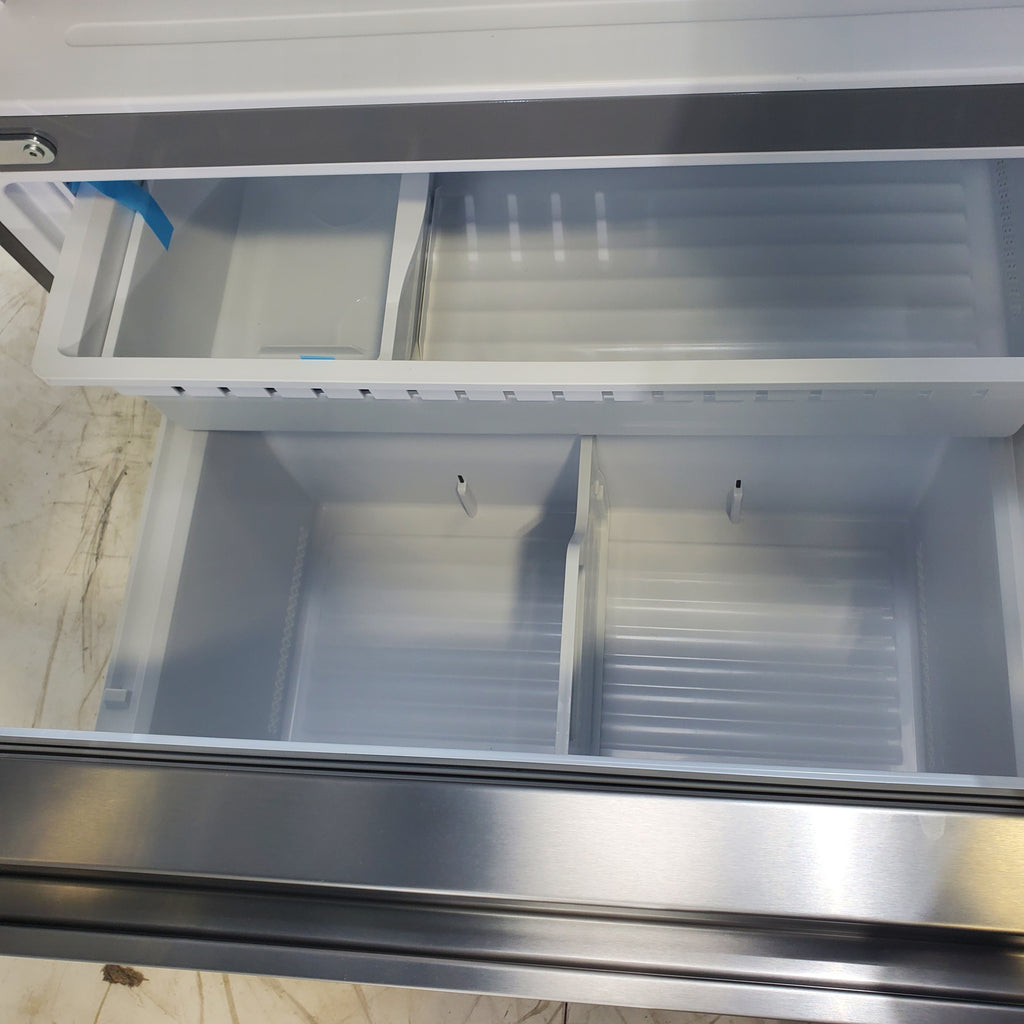 Pictures of Hisense Fingerprint Resistant Stainless Steel Counter-depth 21.2 cu ft French Door ENERGY STAR Refrigerator with Water and Ice Dispenser - Scratch & Dent - Moderate - Neu Appliance Outlet - Discount Appliance Outlet in Austin, Tx