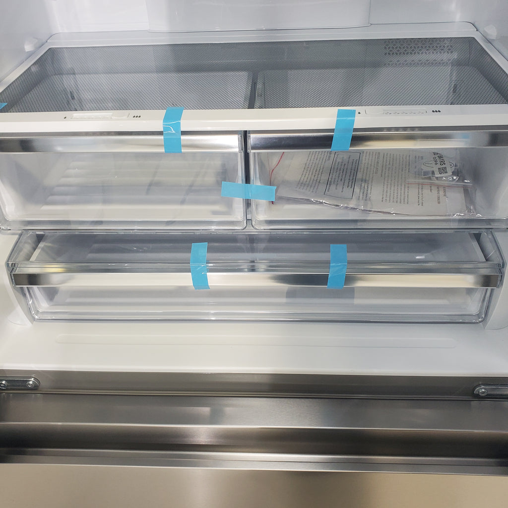 Pictures of Hisense Fingerprint Resistant Stainless Steel Counter-depth 21.2 cu ft French Door ENERGY STAR Refrigerator with Water and Ice Dispenser - Scratch & Dent - Moderate - Neu Appliance Outlet - Discount Appliance Outlet in Austin, Tx