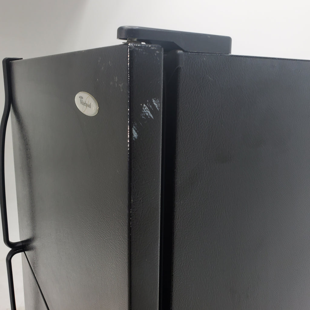Pictures of 30" Wide Whirlpool Black Top Freezer 18.2 cu ft Refrigerator with Ice Maker - Certified Refurbished - Neu Appliance Outlet - Discount Appliance Outlet in Austin, Tx