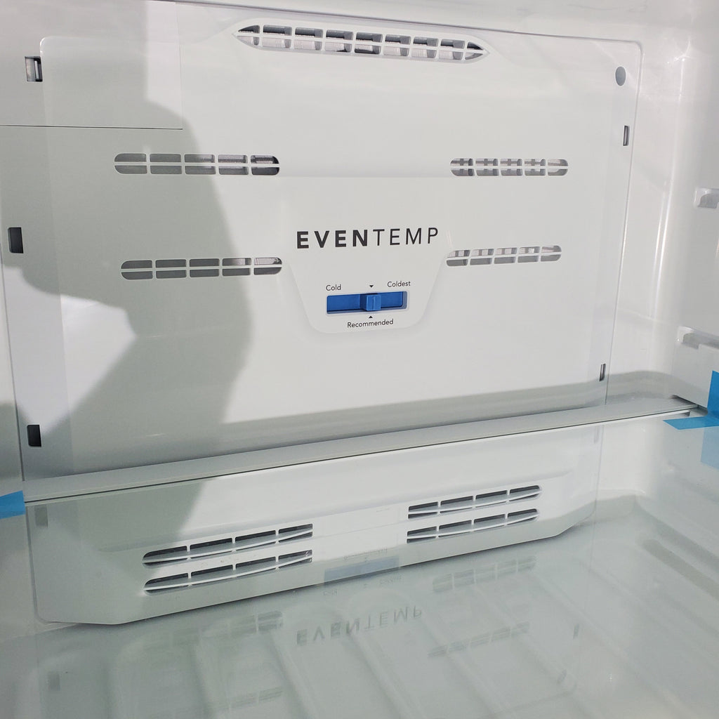 Pictures of White Frigidaire 18.3 cu. ft. Top Freezer Refrigerator with Garage-Ready Design - Scratch & Dent - Minor - Neu Appliance Outlet - Discount Appliance Outlet in Austin, Tx