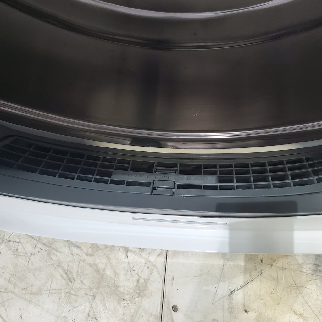 Pictures of Electrolux 600 Series ENERGY STAR 8.0 cu ft Steam Gas Dryer with Predictive Dry - Scratch & Dent - Minor - Neu Appliance Outlet - Discount Appliance Outlet in Austin, Tx
