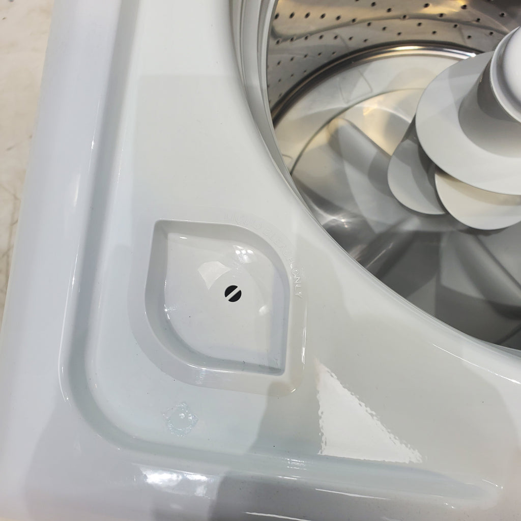 Pictures of Hotpoint 3.8 cu. ft. Top Load Washing Machine with Stainless Steel Basket - Certified Refurbished - Neu Appliance Outlet - Discount Appliance Outlet in Austin, Tx