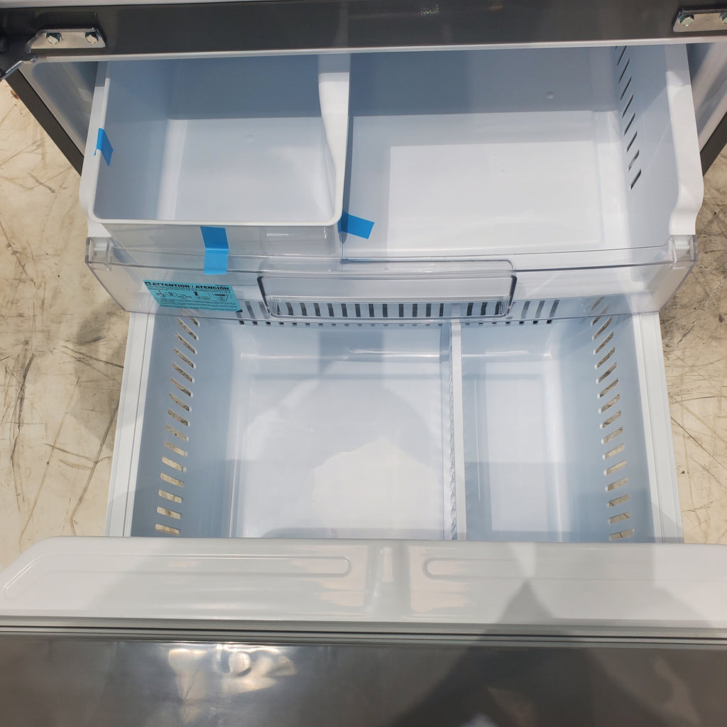 Pictures of 30" Wide Stainless Steel ENERGY STAR LG 21.8 cu. ft. French Door 3 Door Refrigerator with Exterior Water Dispenser - Scratch & Dent - Minor - Neu Appliance Outlet - Discount Appliance Outlet in Austin, Tx