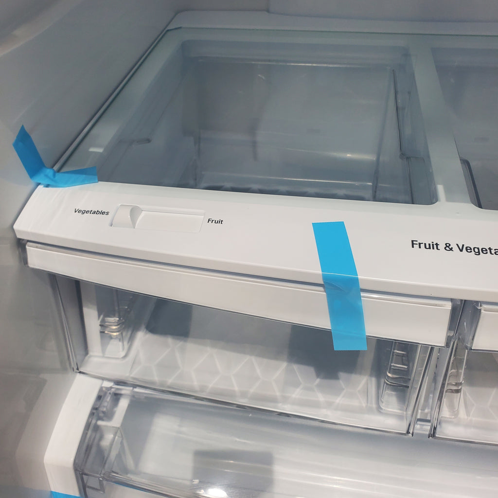 Pictures of 30" Wide Stainless Steel ENERGY STAR LG 21.8 cu. ft. French Door 3 Door Refrigerator with Exterior Water Dispenser - Scratch & Dent - Minor - Neu Appliance Outlet - Discount Appliance Outlet in Austin, Tx