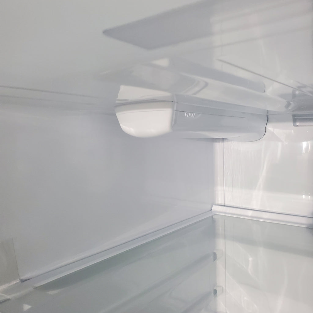 Pictures of LG Stainless STeel 28 cu ft 3 Door French Door Refrigerator with SlimSpacePlus Ice System - Scratch & Dent - Minor - Neu Appliance Outlet - Discount Appliance Outlet in Austin, Tx