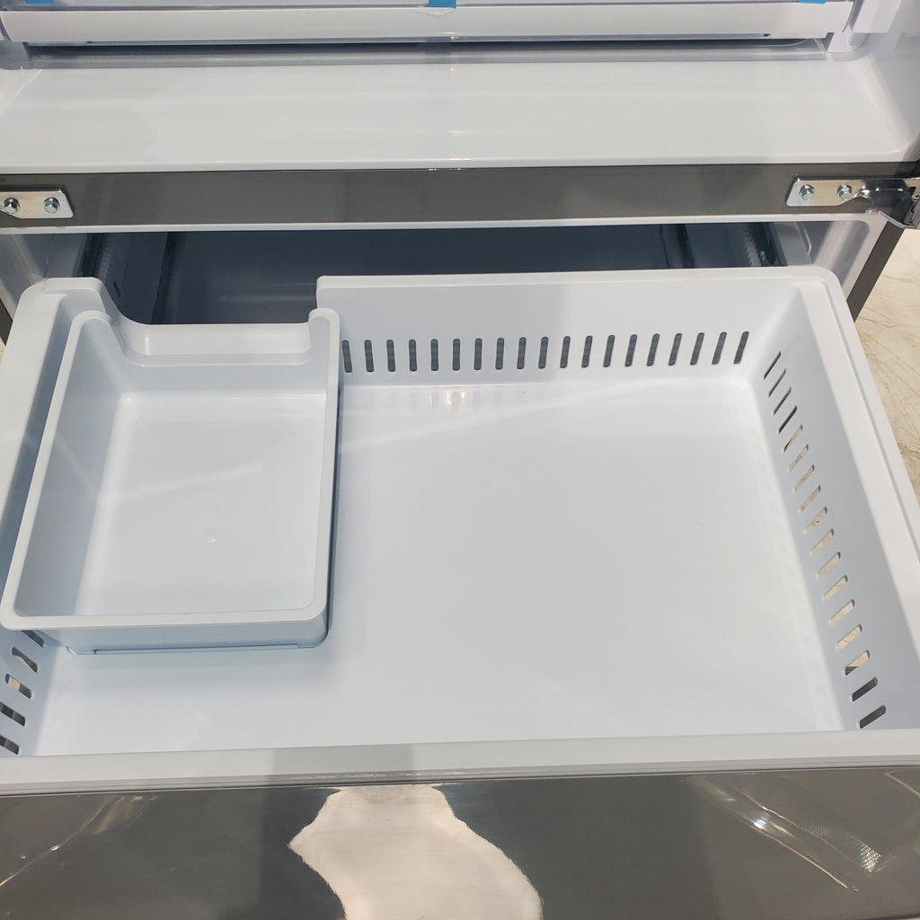 Pictures of PrintProof Stainless Steel ENERGY STAR LG 28 cu. ft. 4 Door French Door Refrigerator with Craft Ice - Scratch & Dent - Minor - Neu Appliance Outlet - Discount Appliance Outlet in Austin, Tx