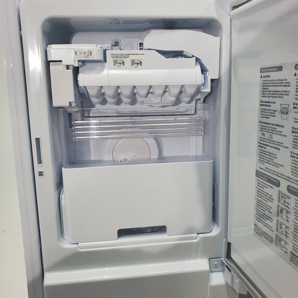 Pictures of PrintProof Stainless Steel ENERGY STAR LG 28 cu. ft. 4 Door French Door Refrigerator with Craft Ice - Scratch & Dent - Minor - Neu Appliance Outlet - Discount Appliance Outlet in Austin, Tx