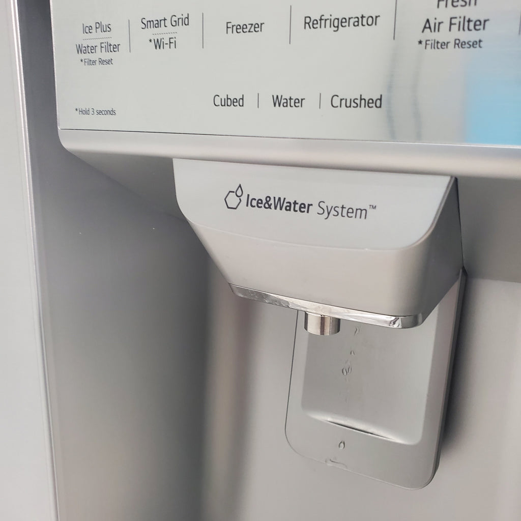 Pictures of PrintProof Stainless Steel ENERGY STAR LG 28 cu. ft. 4 Door French Door Refrigerator with Craft Ice - Scratch & Dent - Minor - Neu Appliance Outlet - Discount Appliance Outlet in Austin, Tx