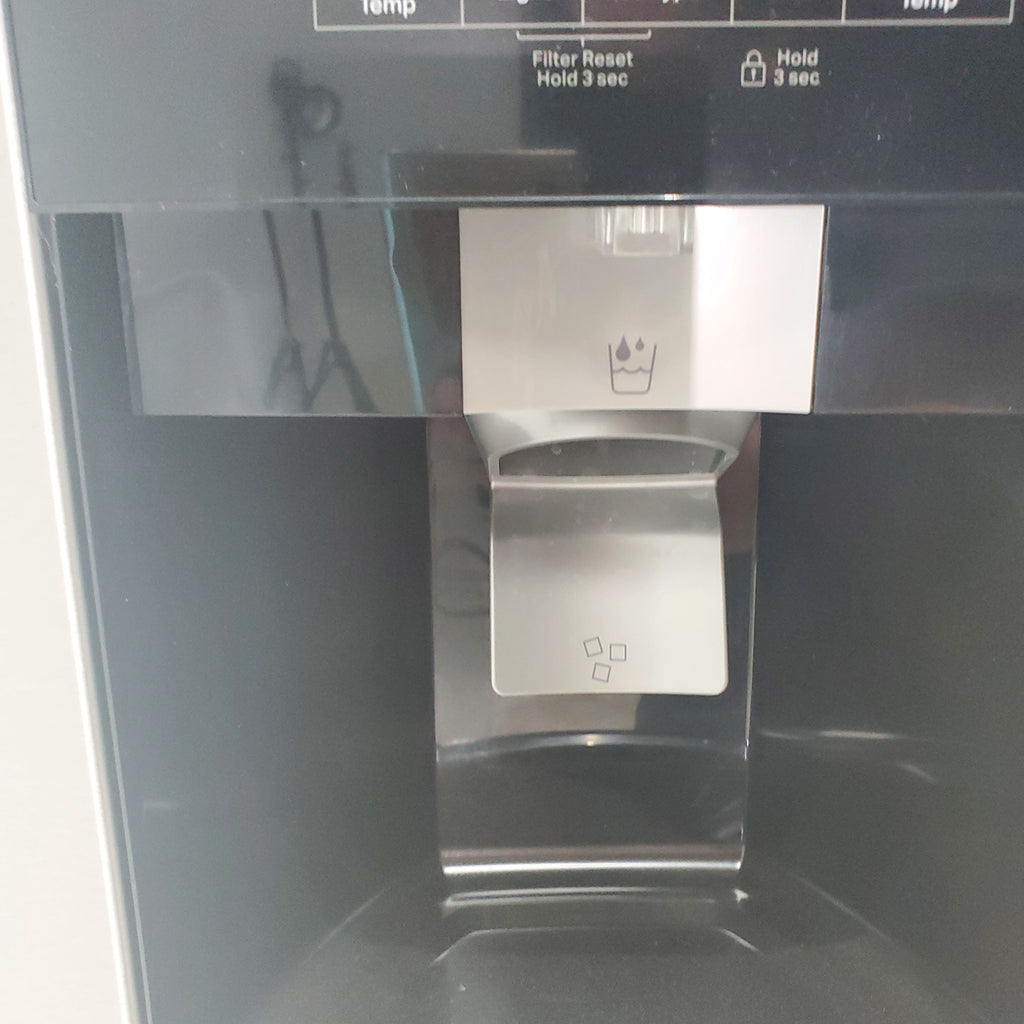 Pictures of 33 in. Wide Fingerprint-Resistant Stainless Steel Whirlpool 21.4 cu. ft. Side by Side Refrigerator with In Door Ice and Water Dispenser - Scratch & Dent - Minor - Neu Appliance Outlet - Discount Appliance Outlet in Austin, Tx