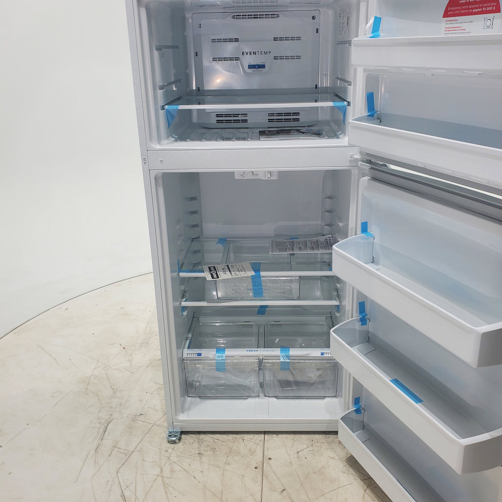 Pictures of 30 in. Width White Frigidaire 18.3 cu. ft. Top Freezer Refrigerator with EvenTemp Cooling System - Scratch & Dent - Minor - Neu Appliance Outlet - Discount Appliance Outlet in Austin, Tx