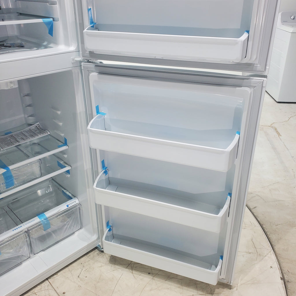 Pictures of 30 in. Width White Frigidaire 18.3 cu. ft. Top Freezer Refrigerator with EvenTemp Cooling System - Scratch & Dent - Minor - Neu Appliance Outlet - Discount Appliance Outlet in Austin, Tx