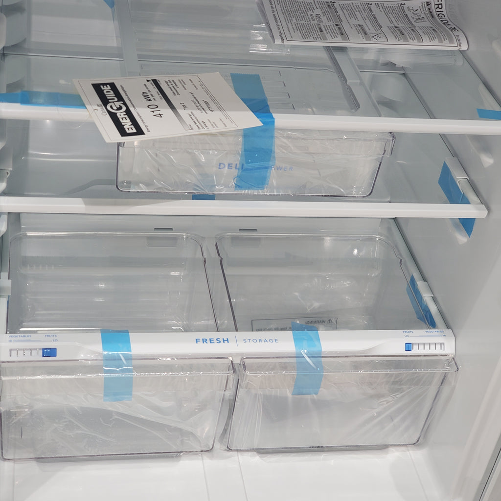 Pictures of 30 in. Width White Frigidaire 18.3 cu. ft. Top Freezer Refrigerator with EvenTemp Cooling System - Scratch & Dent - Minor - Neu Appliance Outlet - Discount Appliance Outlet in Austin, Tx