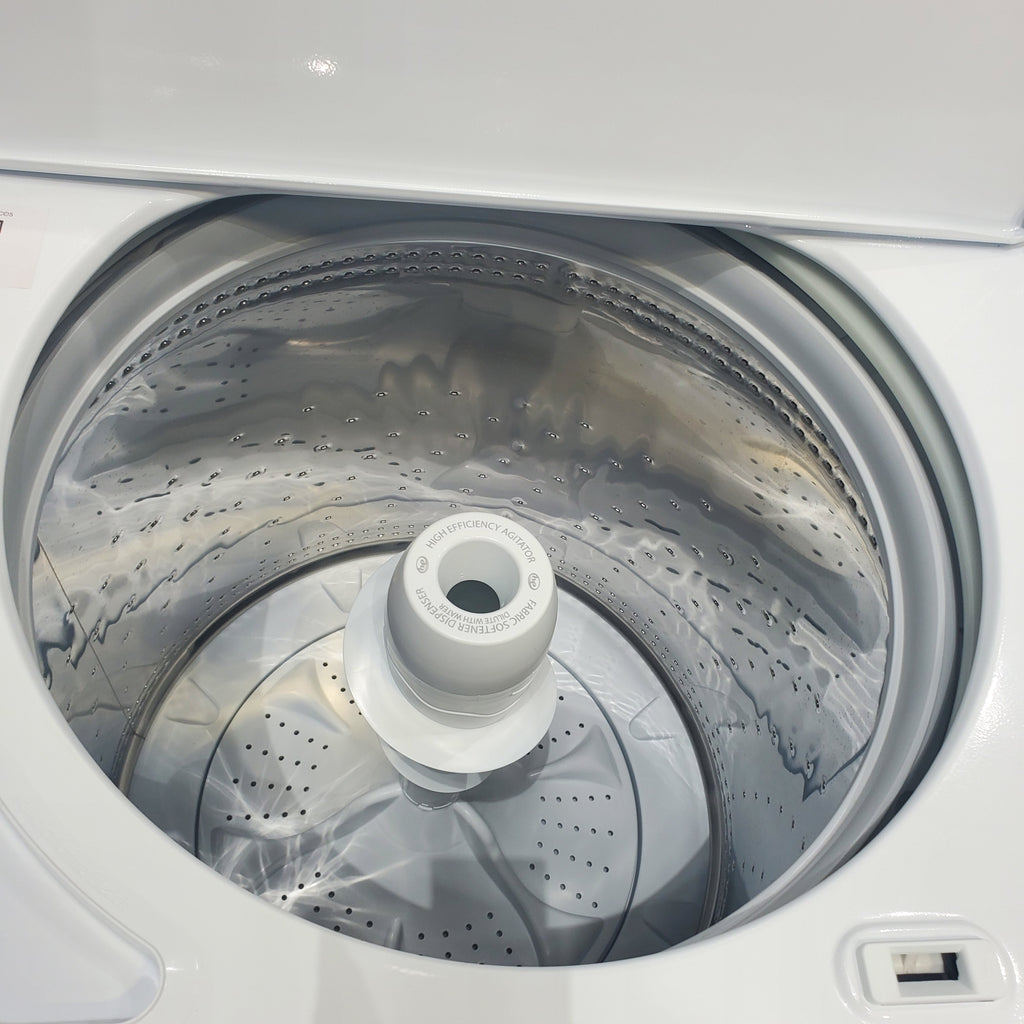 Pictures of Amana 3.8 cu. ft. Top Load Washing Machine with Deep Water Wash Option and Amana 6.5 cu. ft. Electric Dryer with Automatic Cycles - Scratch & Dent - Minor - Neu Appliance Outlet - Discount Appliance Outlet in Austin, Tx