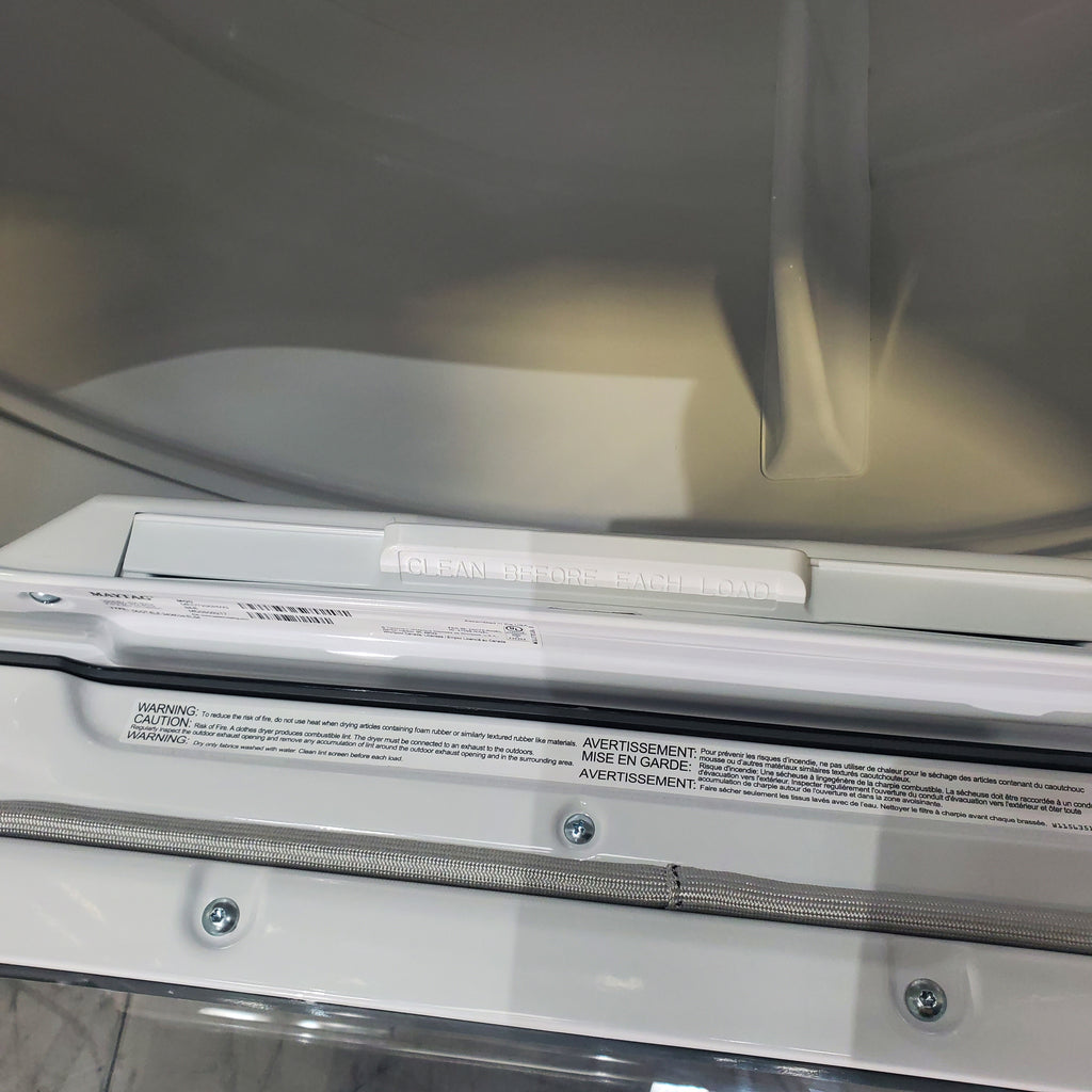 Pictures of Maytag ENERGY STAR 5.2 cu. ft. Top Load Agitator Washing Machine with Extra Power Button and ENERGY STAR Maytag Smart Capable 7.4 cu. ft. Electric Steam Dryer with Extra Power Button - Scratch & Dent - Minor - Neu Appliance Outlet - Discount Appliance Outlet in Austin, Tx
