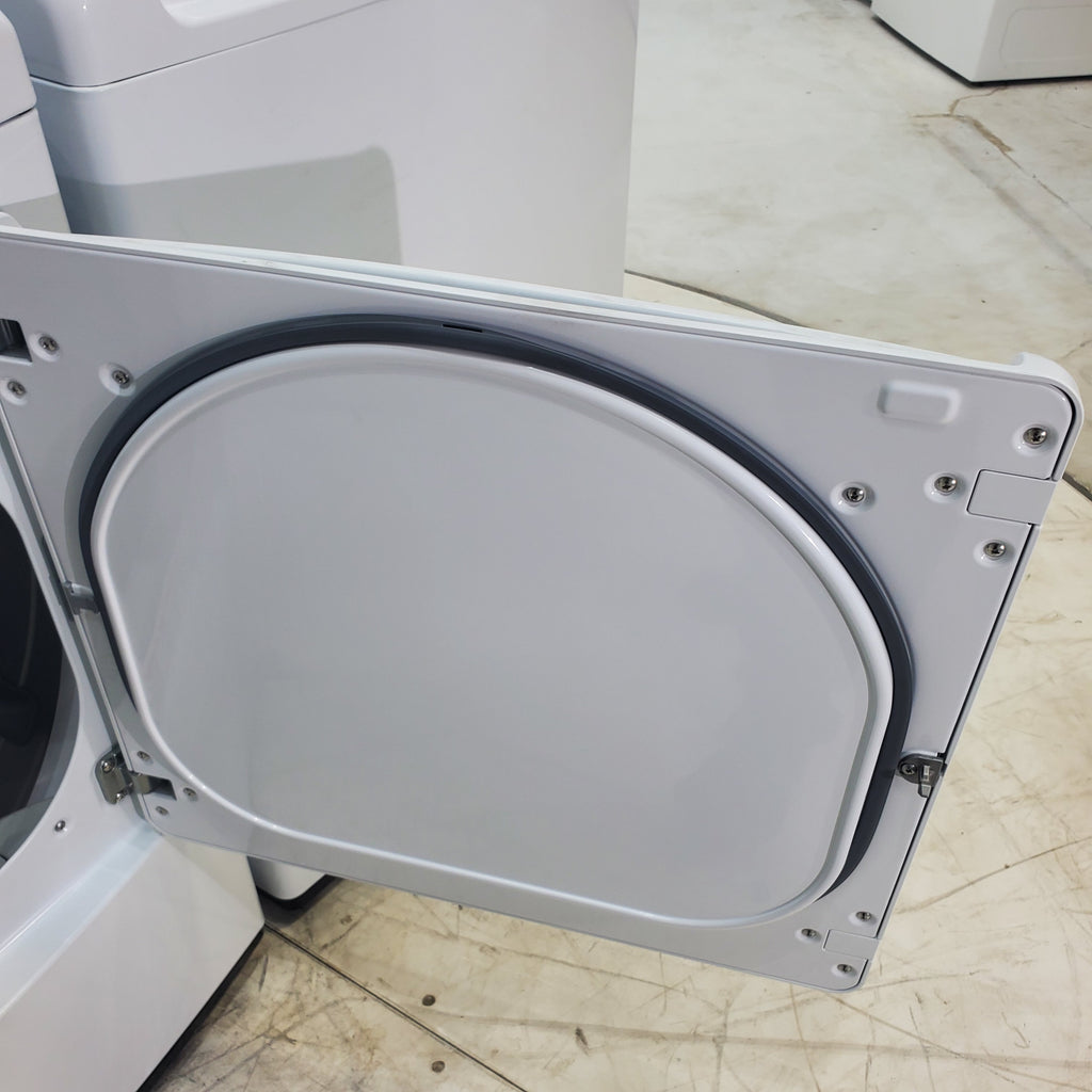 Pictures of ENERGY STAR LG 4.1 cu. ft. Top Load Washing Machine with 4-Way Agitator and  ENERGY STAR LG 7.3 cu. ft. Electric Dryer with Smart Diagnosis - Scratch & Dent - Minor - Neu Appliance Outlet - Discount Appliance Outlet in Austin, Tx