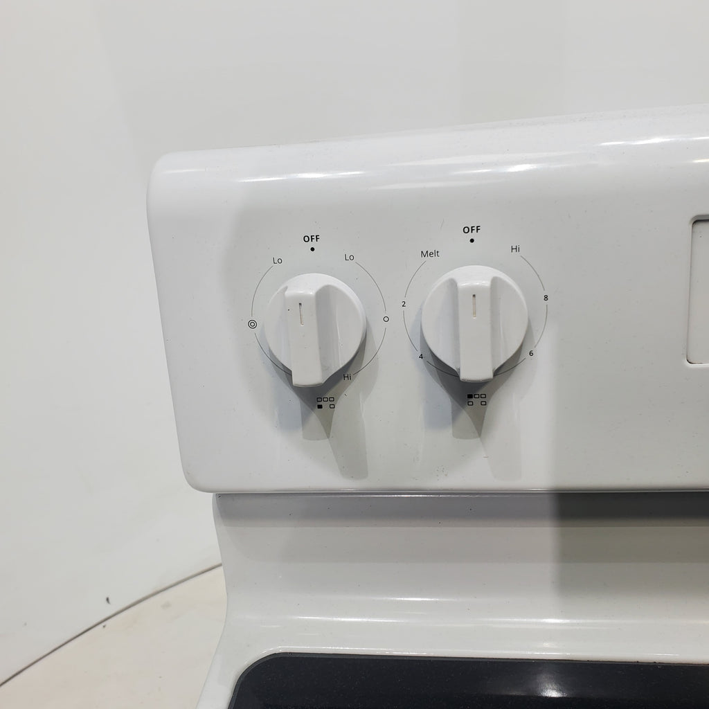 Pictures of White Whirlpool 5.3 cu. ft. Freestanding 5 Heating Element Smooth Cooktop Range with Frozen Bake Technology - Certified Refurbished - Neu Appliance Outlet - Discount Appliance Outlet in Austin, Tx