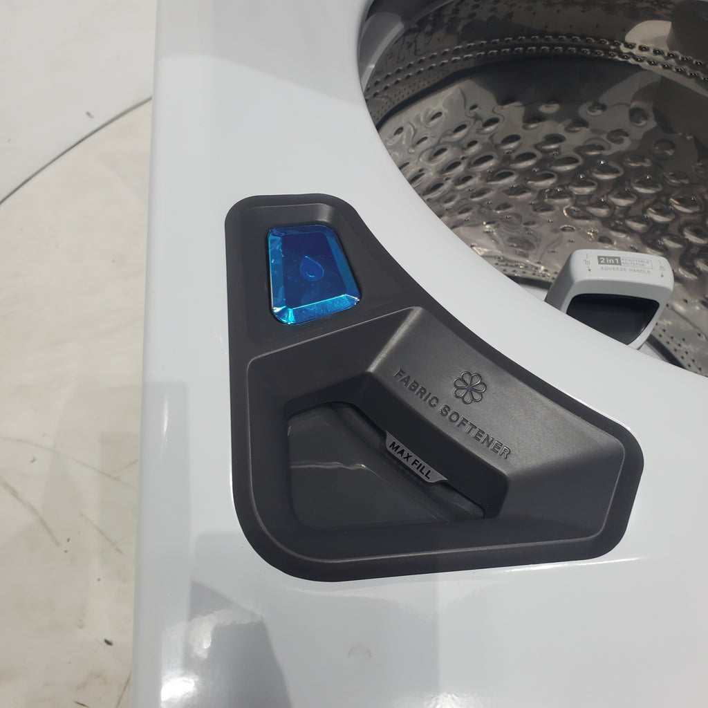 Pictures of ENERGY STAR Whirlpool 5.2 - 5.3 cu. ft. Smart Top Load Washing Machine with 2 in 1 Removable Agitator and 7.4 cu. ft. Electric Dryer with Hamper Door - Scratch & Dent - Minor - Neu Appliance Outlet - Discount Appliance Outlet in Austin, Tx