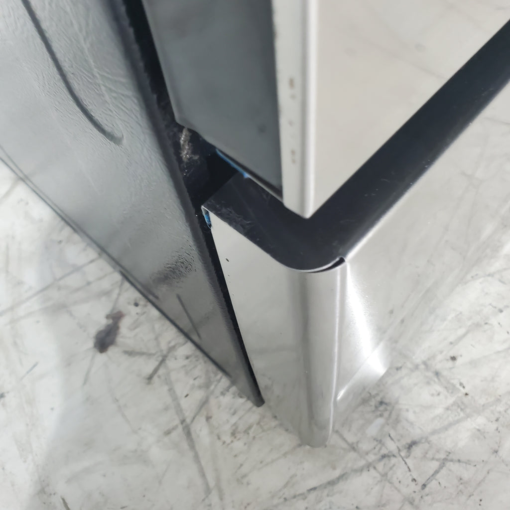 Pictures of Black with Stainless Steel GE 5.0 cu. ft. Freestanding 4 Element Electric Range with Sensi-Temp Technology - Certified Refurbished - Neu Appliance Outlet - Discount Appliance Outlet in Austin, Tx