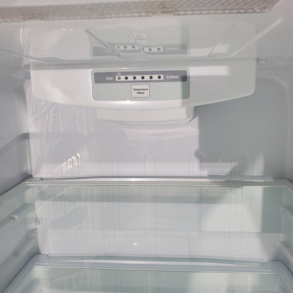 Pictures of 30 Inch Wide LG Black 20.2 cu ft ENERGY STAR Top Freezer and Bottom Refrigerator with LED Lighting and Adjustable Glass Shelving - Certified Refurbished - Neu Appliance Outlet - Discount Appliance Outlet in Austin, Tx