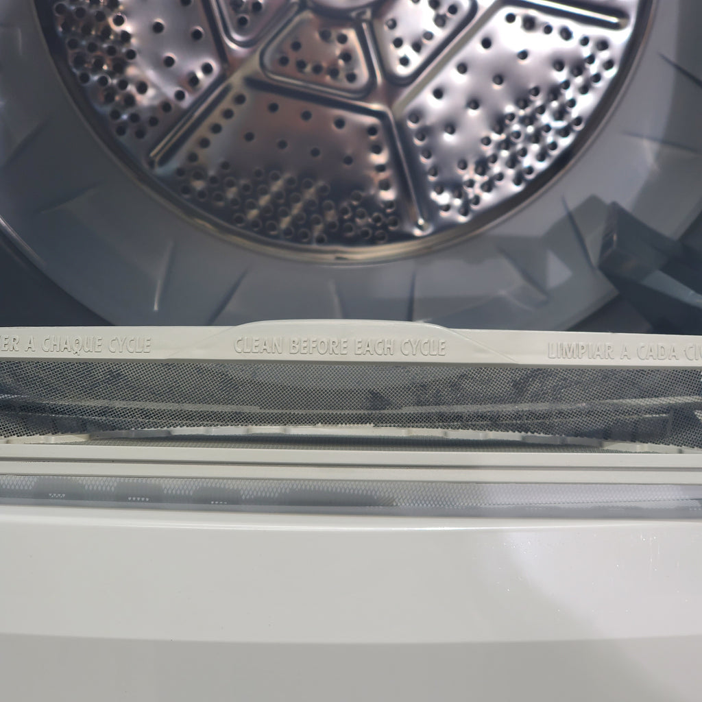 Pictures of 27" Wide GE 3.8 cu. ft. Laundry Center Washer and 5.9 cu. ft. Electric Dryer with Electro-Mechanical Rotary Dial Controls - Certified Refurbished - Neu Appliance Outlet - Discount Appliance Outlet in Austin, Tx