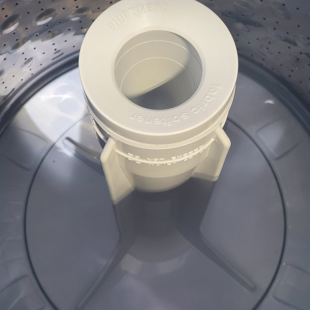 Pictures of 24 in. Wide GE Spacemaker Laundry Center with 2.3 cu. ft. Capacity Top Load Washing Machine and 4.4 cu. ft. Electric Dryer - Scratch & Dent - Minor - Neu Appliance Outlet - Discount Appliance Outlet in Austin, Tx