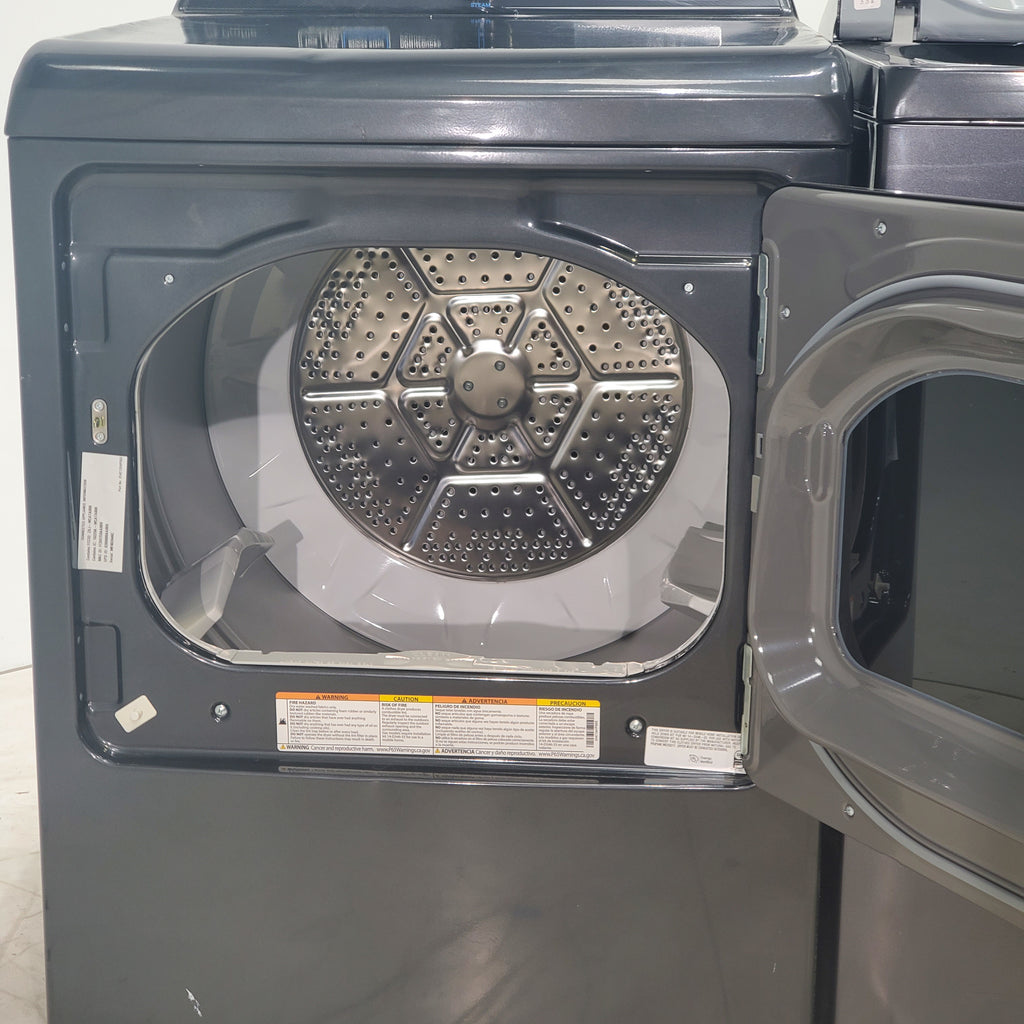 Pictures of Diamond Gray ENERGY STAR GE Profile 5.4 cu. ft. Top Load Washing Machine with FlexDispense and Diamond Gray ENERGY STAR GE Profile 7.4 cu. ft. Gas Dryer with Steam - Scratch & Dent - Moderate - Neu Appliance Outlet - Discount Appliance Outlet in Austin, Tx