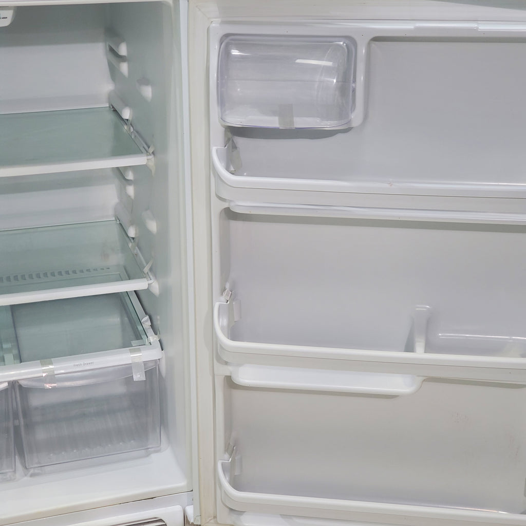 Pictures of 30 in. Wide White Frigidaire 20.4 cu. ft. Top Freezer Refrigerator with Reversible Doors - Certified Refurbished - Neu Appliance Outlet - Discount Appliance Outlet in Austin, Tx